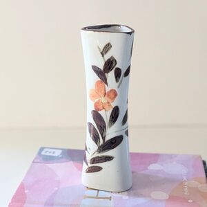 Vintage Ceramic Triangle Vase – Floral Design – 7.25